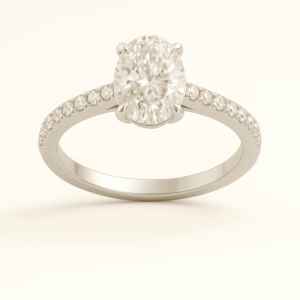 O09 - Oval + Pavé Diamond Band