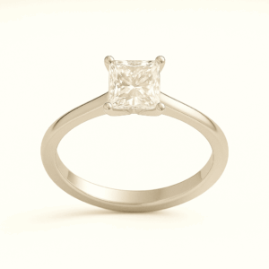 P01 - Prong Princess Solitaire